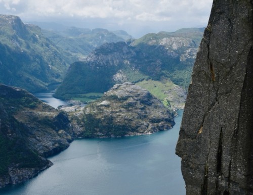Top 5 trekkingów w Norwegii, które warto przejść przynajmniej raz w życiu